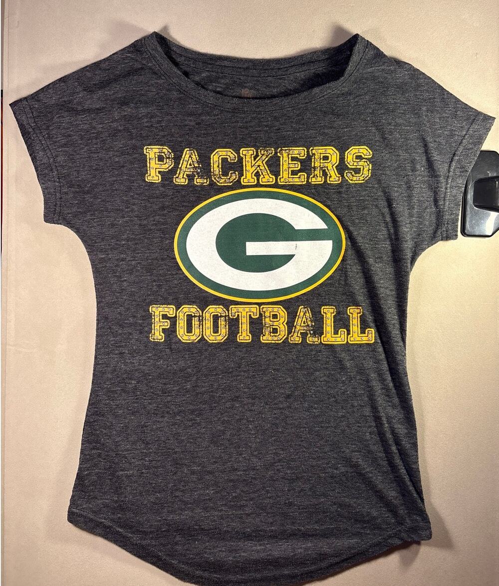 Packers Women's Size Small NFL T shirt